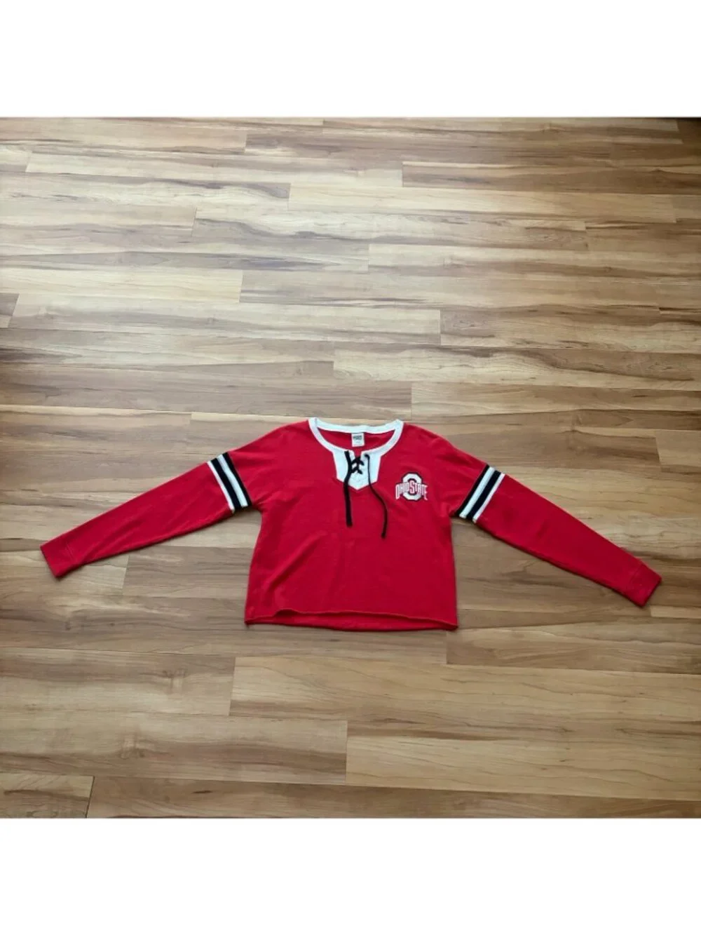 PINK Victoria's Secret Women’s Small Red Ohio State Buckeyes Cropped Sweatshirt - Picture 3 of 11